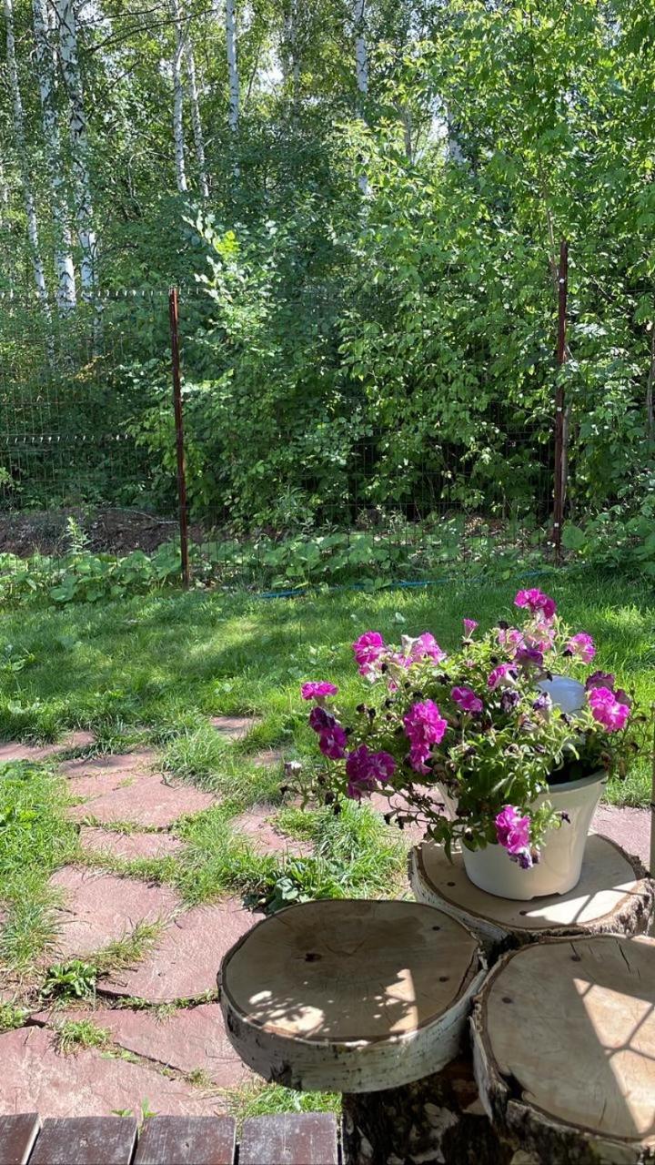 Private Bed and Breakfast Shchūchīnsk Exteriör bild